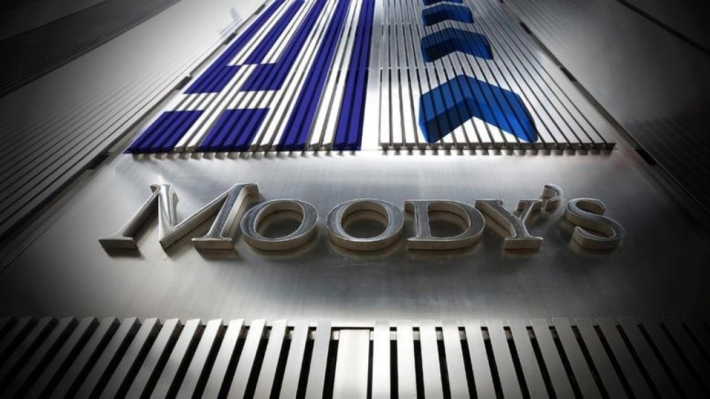 H Moody’s αναβάθμισε σε θετικές τις προοπτικές της ελληνικής οικονομίας