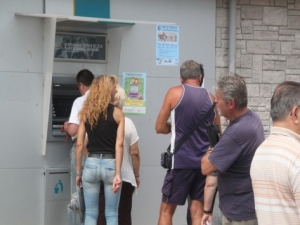 Capital controls: Αλλαγές στις αγορές μέσω ίντερνετ και τις συναλλαγές επιχειρήσεων – Ερωτήσεις και απαντήσεις για όσα ισχύουν μέχρι σήμερα