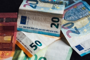 Αναστολές συμβάσεων: Επίδομα 534 ευρώ και τον Ιανουάριο