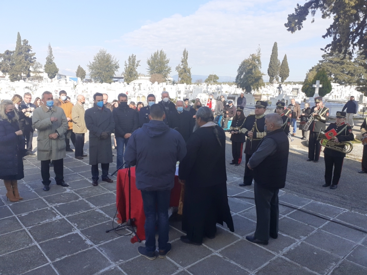 Tελέστηκε επιμνημόσυνη δέηση για την ανάπαυση των Ψυχών στο Δημοτικό Κοιμητήριο Αγρινίου