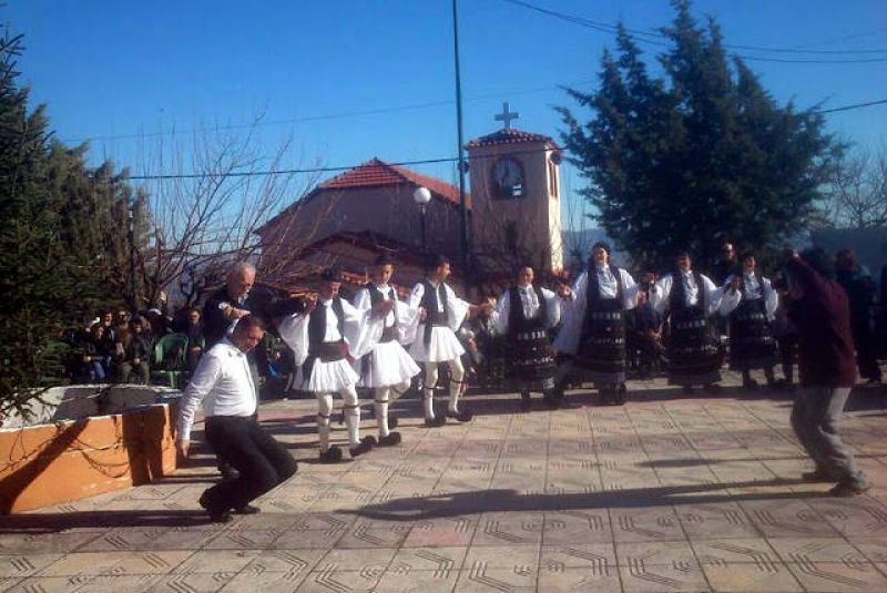 Με μεγάλη συμμετοχή η χριστουγεννιάτικη γιορτή στην Κομπωτή Ξηρομέρου (φωτο)