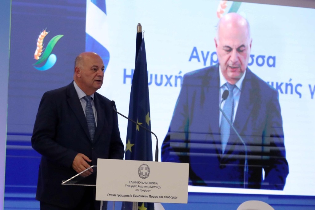 ΥπΑΑΤ, Κώστας Τσιάρας: Η Ελληνίδα αγρότισσα πρωταγωνίστρια της παραγωγής και της ζωής στην ύπαιθρο