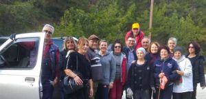 Εθελοντές καθάρισαν τον περιφερειακό δρόμο στον Αστακό