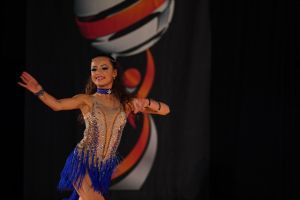 Παγκόσμια διάκριση στον λάτιν χορό για την 13χρονη Αγρινιώτισσα Νεφέλη Κάτρη