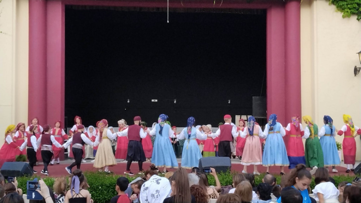 Αγρίνιο: Αφορμή για γιορτή των χορευτικών τμημάτων του Δήμου η μικρή ανάπαυλα του καλοκαιριού (εικόνες)
