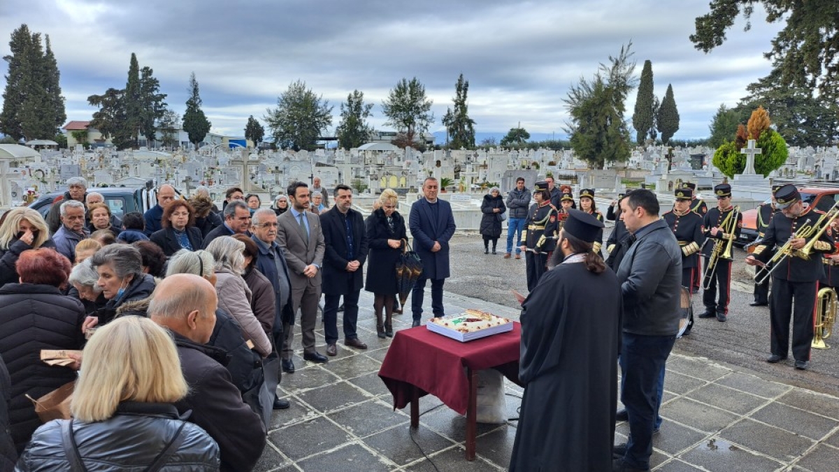 Tελέστηκε σήμερα από τον Δήμο Αγρινίου επιμνημόσυνη δέηση υπερ αναπαύσεως των Ψυχών