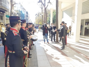 Τα κάλαντα της Πρωτοχρονιάς άκουσε ο Δήμαρχος Αγρινίου Γιώργος Παπαναστασίου  από την Φιλαρμονική Ορχήστρα Δήμου Αγρινίου.