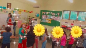 Με παιχνίδι, χορό και μουσική έκλεισαν την σχολική χρονιά τα παιδιά του Δημοτικού Σχολείου Καλυβίων Αγρινίου