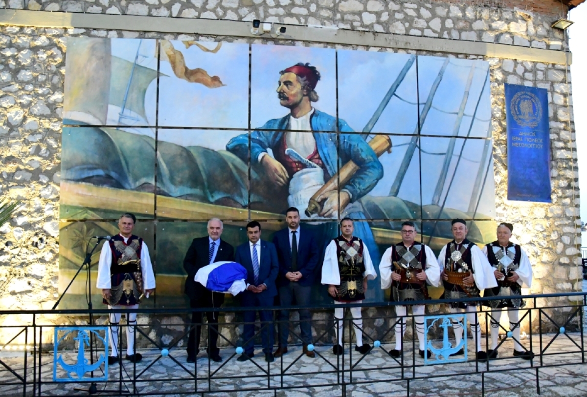 Γιορτές Εξόδου 2022/Η τοιχογραφία του Ανδρέα Μιαούλη αποκαλύφθηκε και θα κοσμεί το λιμάνι του Μεσολογγίου!