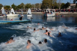 Μεσολόγγι: Οδηγίες ασφαλούς συμμετοχής στην κατάδυση του Τιμίου Σταυρού