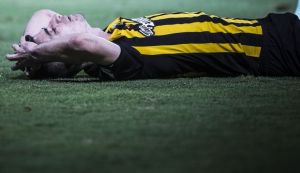 Με εικόνα από το Αγρίνιο το πρώτο μήνυμα του Μάνταλου μετά τον τραυματισμό του