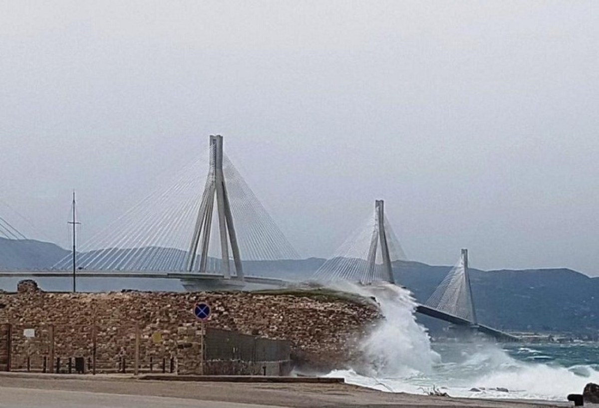 Κλειστή η πορθμειακή γραμμή Ρίου-Αντιρρίου