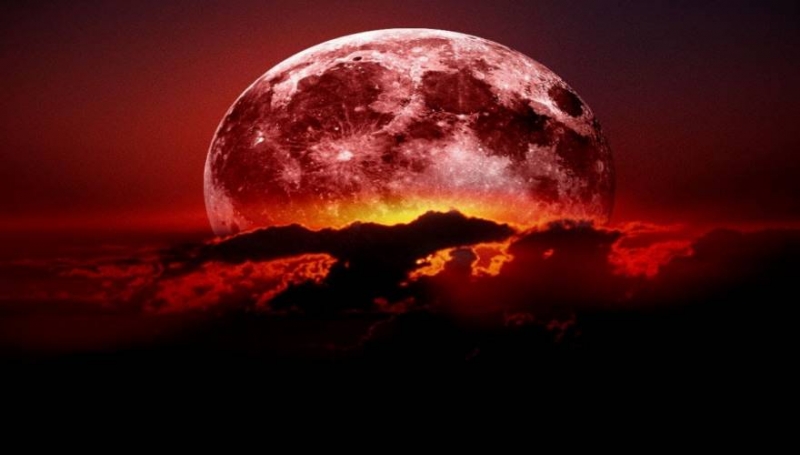 Έρχεται το &quot;ματωμένο&quot; κόκκινο φεγγάρι - Μύθοι, δοξασίες και προφητείες για τη Δευτέρα Παρουσία