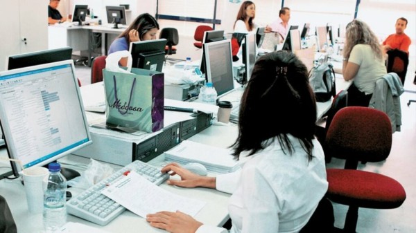 Ρεκόρ προσλήψεων στο Δημόσιο το 2026: Πάνω από 49.000 θέσεις – Σε ποιους τομείς