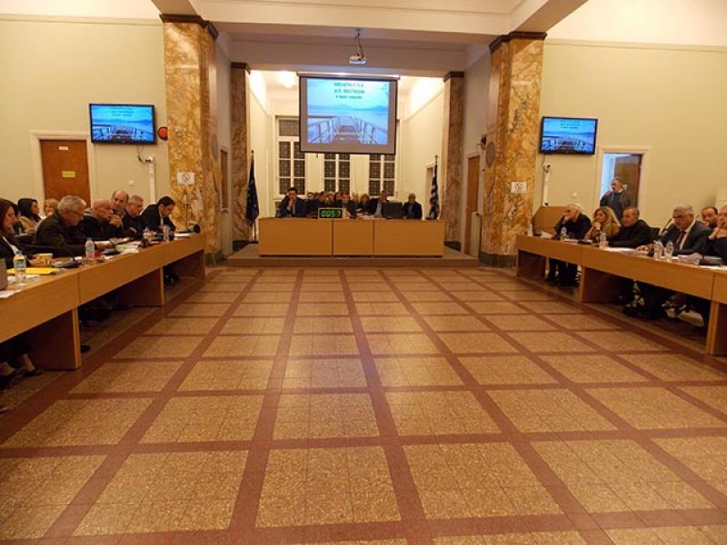 Ποιες αλλαγές σε δημοτικά &amp; περιφερειακά συμβούλια πρωωθεί η νέα Κυβέρνηση
