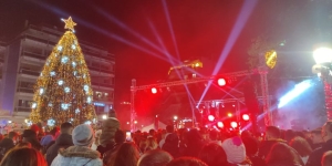 Χαμός στη συναυλία Stavento και Αδάμου στο Αγρίνιο (φωτο-βίντεο)