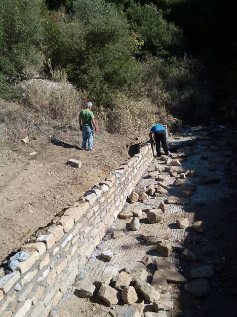 Εργο - Υπέρβαση απο τον Πολιτιστικό Σύλλογο Κυπαρίσσου