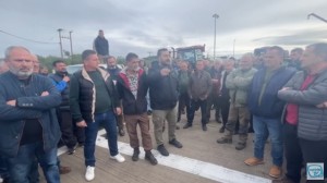 Εκπρόσωπος ΟΑΣ Αιτωλοακαρνανίας: «Σπάσαμε τους ψευτοτσαμπουκάδες της Αστυνομίας»- ζήτησε στήριξη απ΄ολους» (βίντεο)