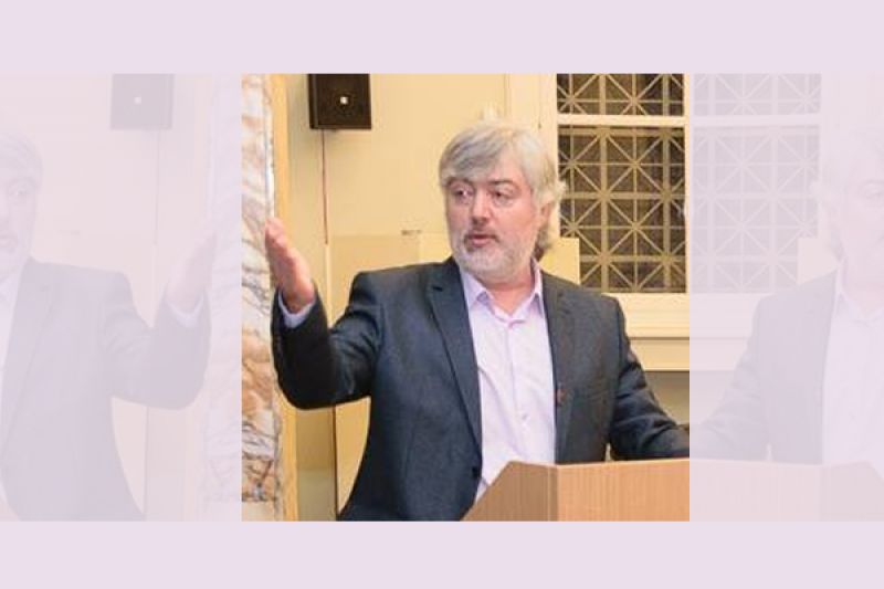 Ευχές για την νέα χρονιά απο τον Γιώργο Καραμητσόπουλο