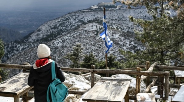 Καιρός - Τρίτη: Επιδείνωση με πτώση θερμοκρασίας, ισχυρές καταιγίδες και χιονοπτώσεις στα ορεινά
