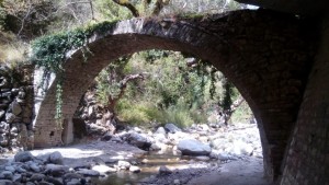 Το πέτρινο γεφύρι κοντά στο Αγρίνιο- Η μάχη που δόθηκε με τους Γερμανούς στην Κατοχή