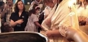 Αγρίνιο: Το Κοινωνικό Φροντιστήριο “Άγιος Ιωάννης Βραχωρίτης” βάφτισε την 17χρονη Εμμέλεια