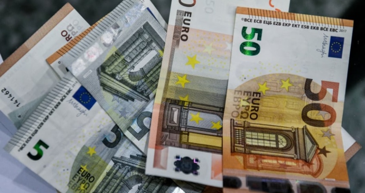 ΔΥΠΑ: Επίδομα «μπόνους» 300 ευρώ σε μακροχρόνια ανέργους – Σήμερα η καταβολή