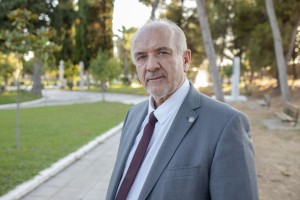 Κώστας Λύρος: Να απομακρυνθεί άμεσα ο συνεργάτης του δημάρχου που φέρεται να συνδέεται με την υπόθεση ΟΠΕΚΕΠΕ