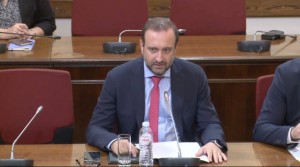 ΟΕΕ: Βελτιώνεται η διαχείριση των δημόσιων οικονομικών, ενισχύεται η διαφάνεια των δημοσιονομικών πλαισίων