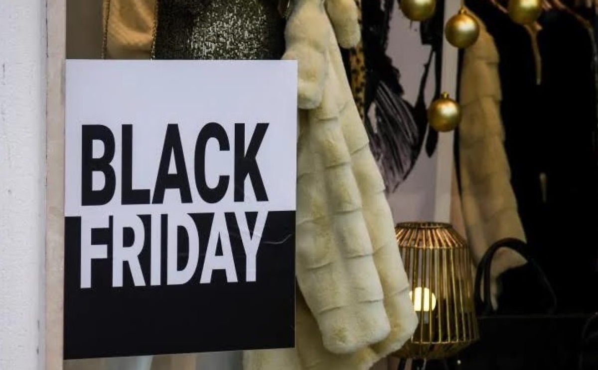 Αγρίνιο: Στο ρυθμό της Black Friday το λιανεμπόριο – Δύο όψεις στην αγορά