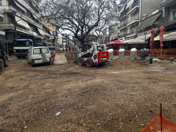 Αγρίνιο: Πότε ανοίγουν Καζαντζή και πλατεία Χατζοπούλου (φωτο)