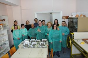 Οι εκπαιδευόμενοι του Εργαστηρίου «Παναγία Ελεούσα» κατασκεύασαν πήλινες φωλιές για τα χελιδόνια