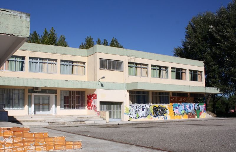 Αίτημα για επείγουσες συντηρήσεις στο κτίριο του Γυμνασίου Καλυβίων