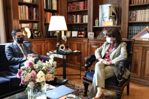 Θετική η Πρόεδρος της Δημοκρατίας στην πρόσκληση του Δημάρχου Αγρινίου να παραστεί στις εκδηλώσεις εορτασμού της 11ης Ιουνίου
