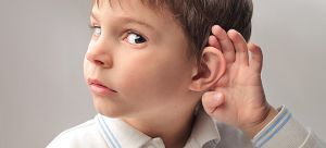Κωφά παιδιά και ενήλικες μπορούν πλέον να ακούν χάρις στα επαναστατικά εμφυτεύματα ακοής