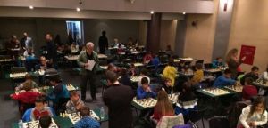 140 λιλιπούτειοι σκακιστές εν δράσει στο Αγρίνιο (ΔΕΙΤΕ ΦΩΤΟ – ΒΙΝΤΕΟ)