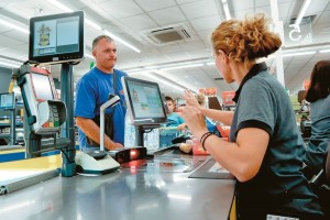 Κάλεσμα στον αγώνα για ουσιαστικές συλλογικές συμβάσεις από τον πρόεδρο του ΕΚ Αγρινίου