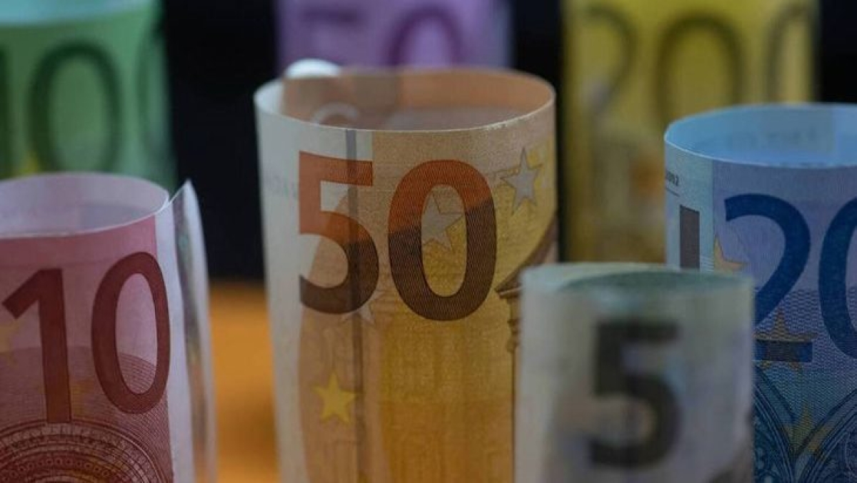 ΔΥΠΑ: Νέα πληρωμή για το «μπόνους» των 300 ευρώ σε μακροχρόνια ανέργους που κατάρτισαν Ψηφιακό ΑΣΔ