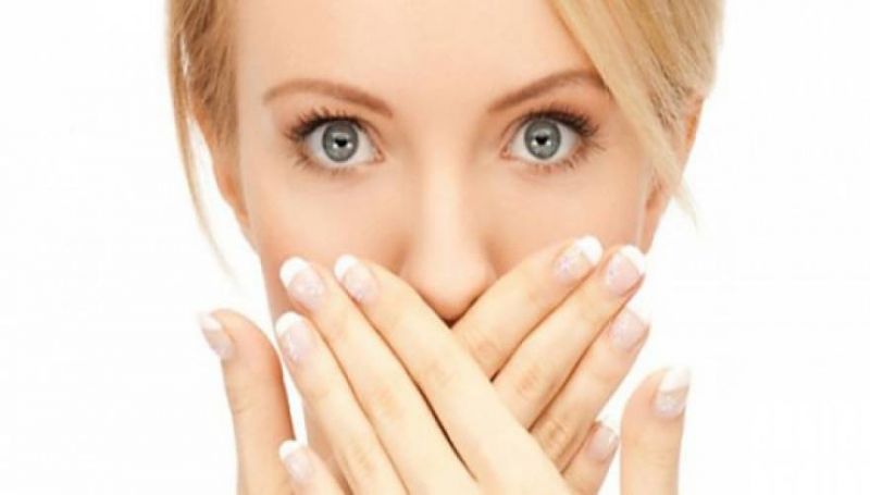 Πώς να καταπολεμήσετε την κακοσμία του στόματος