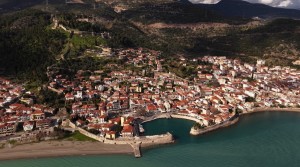 Ναυπακτία: Sold out στην πόλη – Τα ορεινά «σκαρφαλώνουν» σε ρεκόρ πληρότητας για τον Δεκαπενταύγουστο