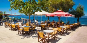 Ηλεκτρονικό «μάτι» και για «καταπατήσεις» σε πεζοδρόμια-πλατείες - Έρχεται η πλατφόρμα mystreet για καταγγελίες των πολιτών