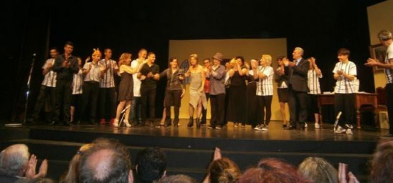 ΣΔΕ Αγρινίου: Θεατρική παράσταση «Κλέψε λιγότερο» του Ντάριο Φο (ΔΕΙΤΕ ΦΩΤΟ)