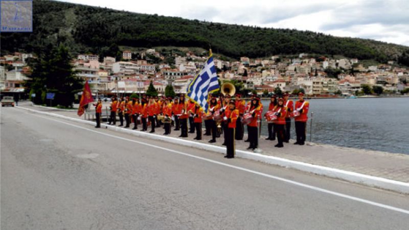 Τα κάλαντα στον πρωθυπουργό από τη Δημοτική Φιλαρμονική Αμφιλοχίας