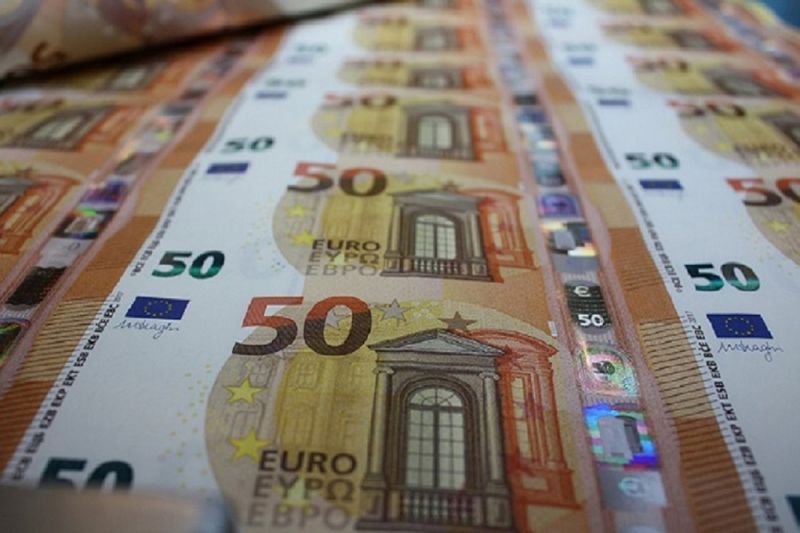 Επίδομα 800 ευρώ: Επεκτείνεται σε άλλους 160.000 δικαιούχους