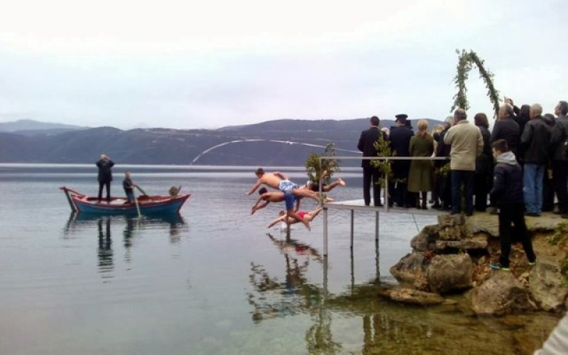 Θεοφάνεια: Η γιορτή-ανάδειξη του μεγαλείου του νερού της Αιτωλοακαρνανίας