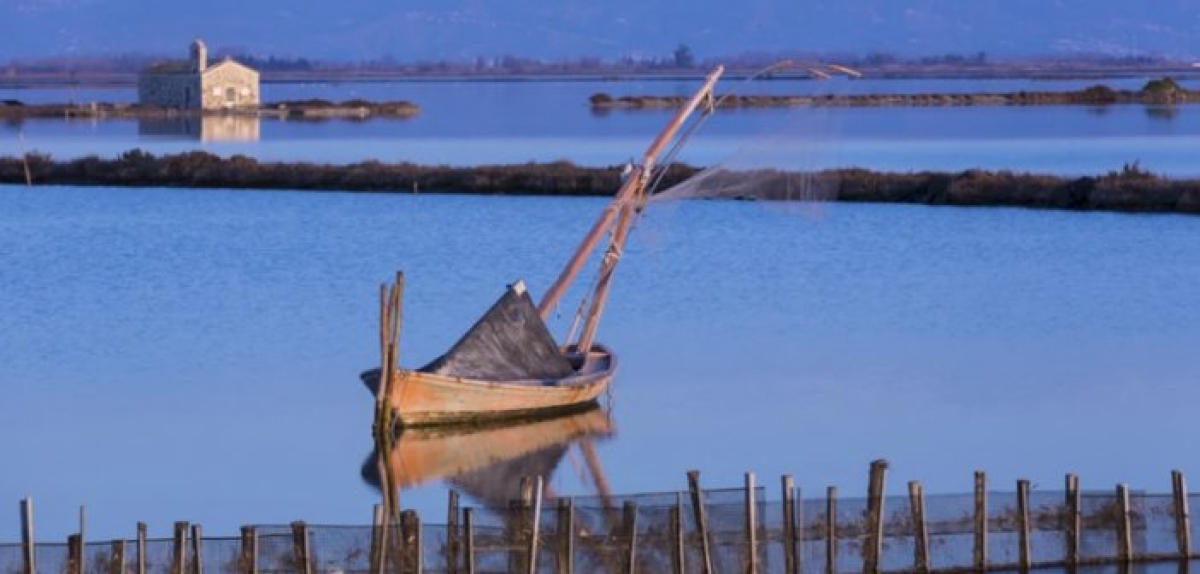 Λιμνοθάλασσα Μεσολογγίου: Ένα σκηνικό βγαλμένο από ταινία (www.newsbeast.gr)