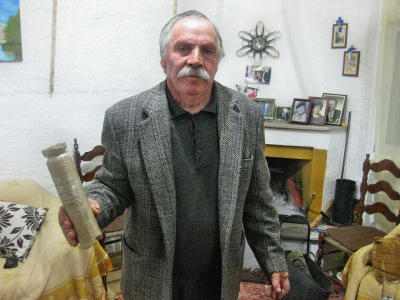 Απεβίωσε στο Αγρίνιο ο Μπάμπης Γιωτόπουλος, ένας από τους στυλοβάτες του εθίμου των «Χαλκουνιών»