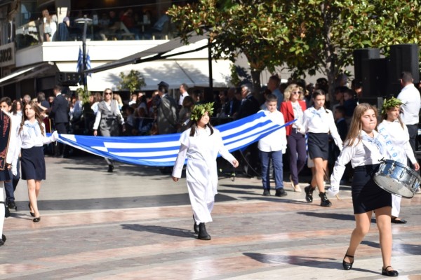 Κυκλοφοριακές ρυθμίσεις στο Αγρίνιο για την παρέλαση της 25ης Μαρτίου