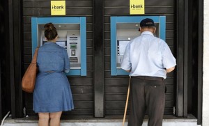 Προσωπική διαφορά τέλος για τους συνταξιούχους: Μειώνεται στο μισό το 2026 και καταργείται πλήρως το 2027