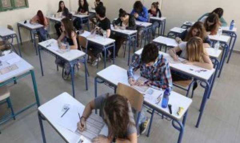 Πανελλήνιες 2016: Τι αλλάζει στις εξετάσεις της Γ’ Λυκείου
